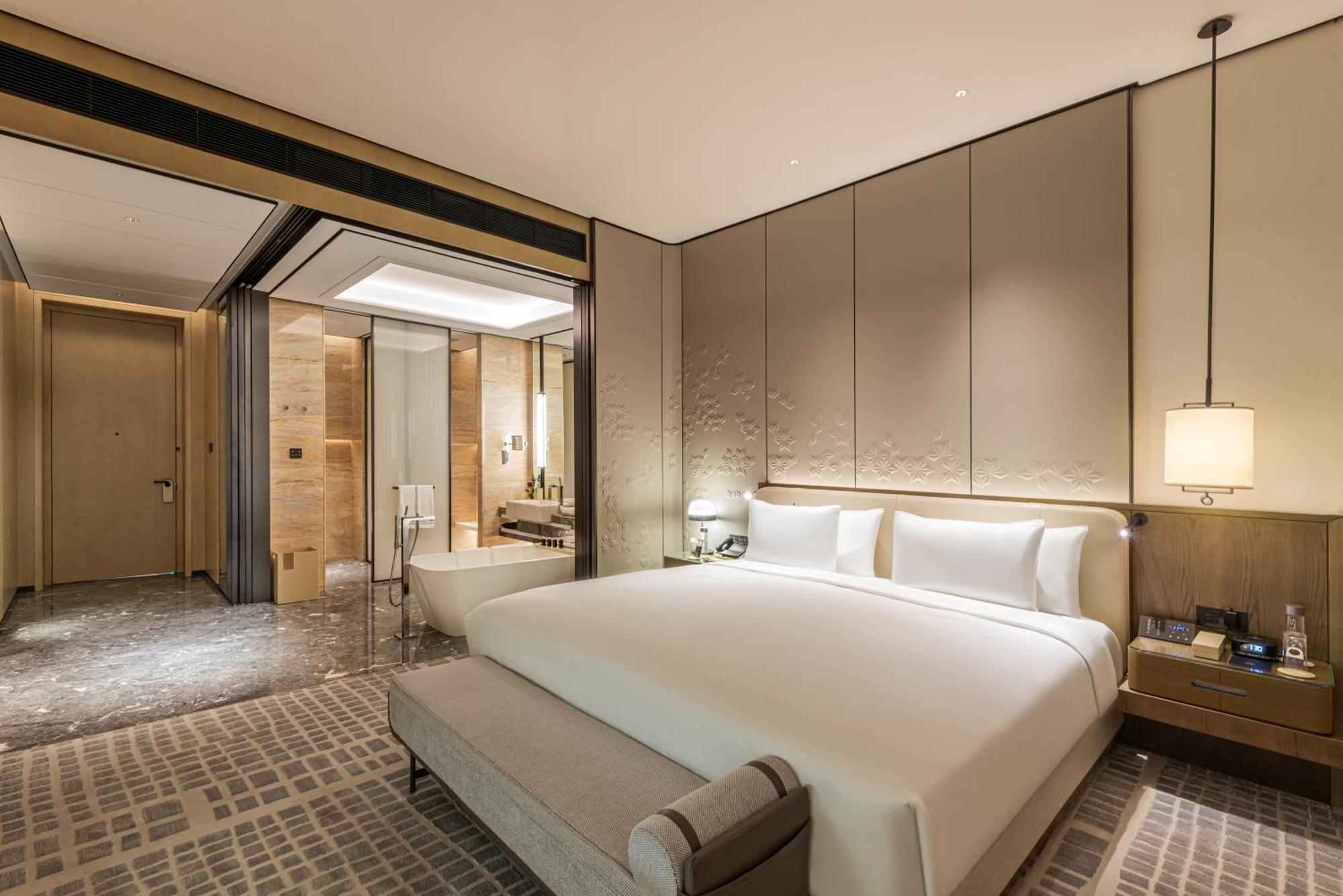 Narcissus The Royal Hotel Riadh Exterior foto Deluxe Suite